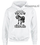 Bepaal zelf het ras hoodie onderschat nooit een vrouw PH0128